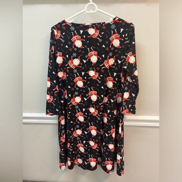 Santa Dress - Picture 2 of 2